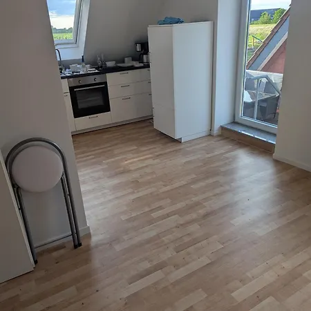 Luehe-blick-og Apartment *
